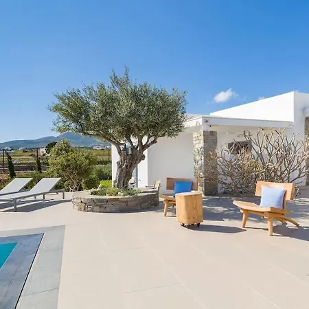 Gaia, Unique Villa, Private Pool & Tennis Court & Boules Driósz